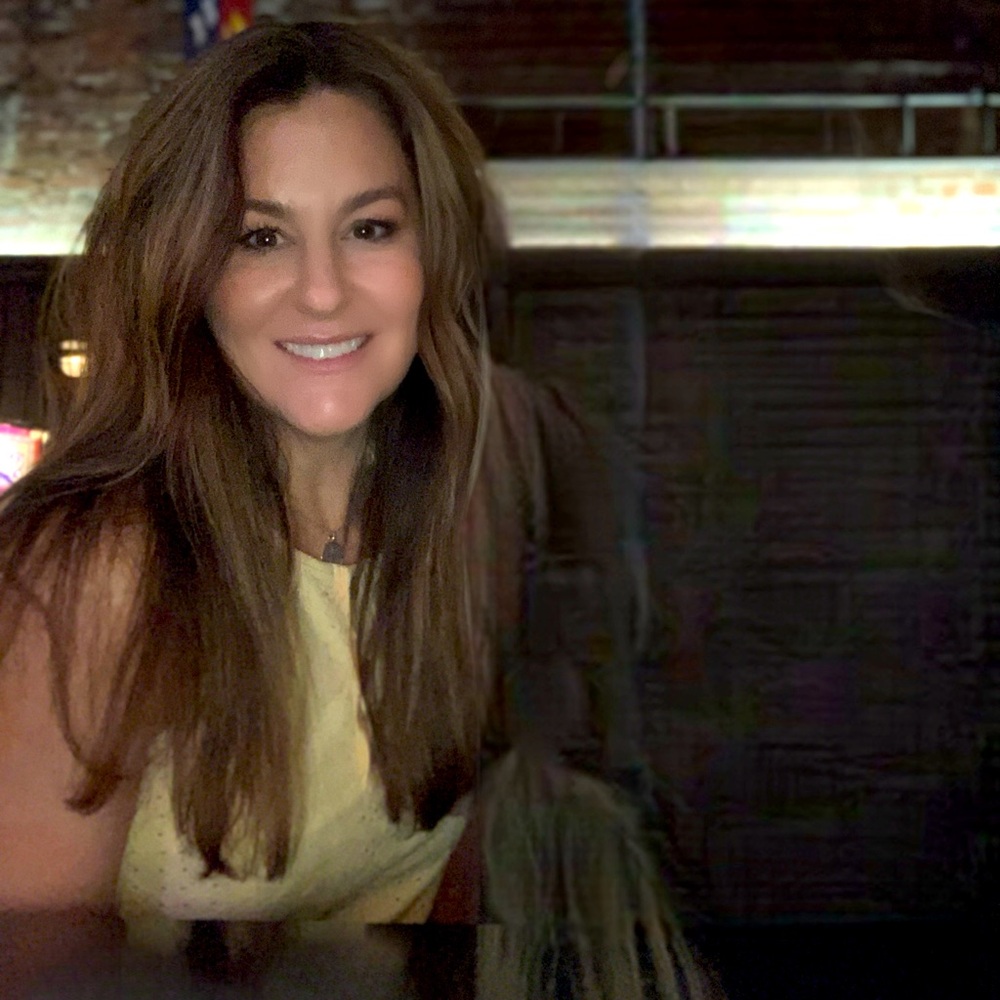 Meet your Posher, Alyson